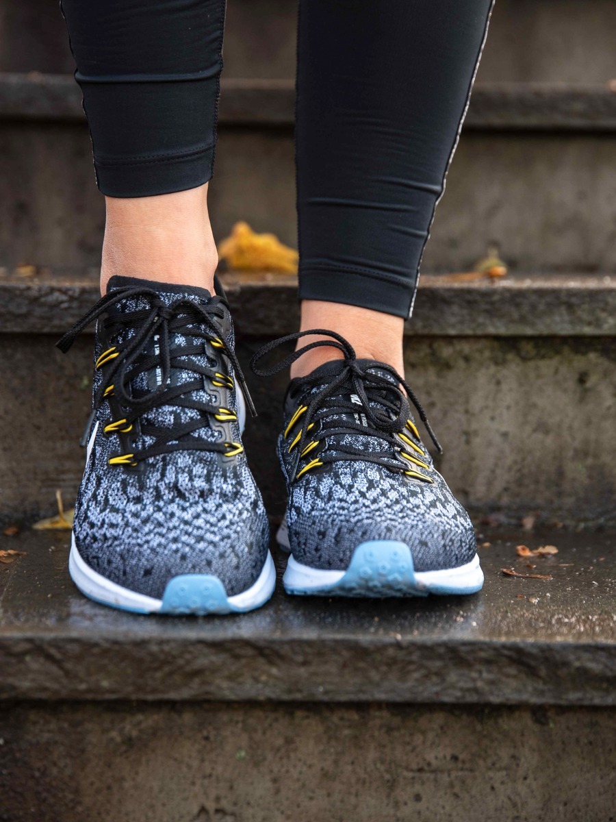 Nike Air Zoom Pegasus 36 Black/ White-half blue-light blue