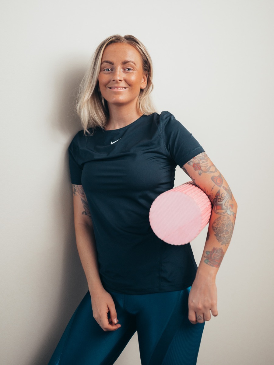 Nike Pro 365 Top Short Sleeve Essential Obsidian/ White