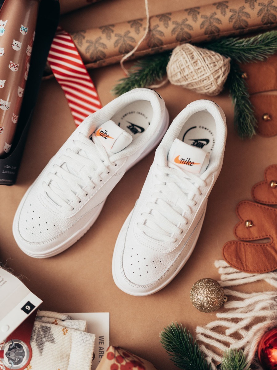 Nike Court Vintage Premium White/Black/Total Orange