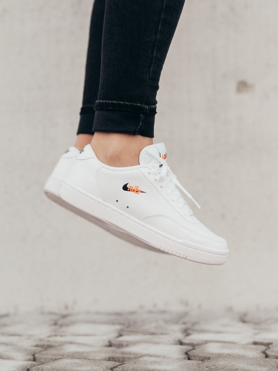 Nike Court Vintage Premium White/Black/Total Orange