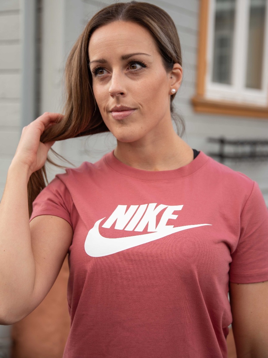 Nike Essential Tee Light Redwood