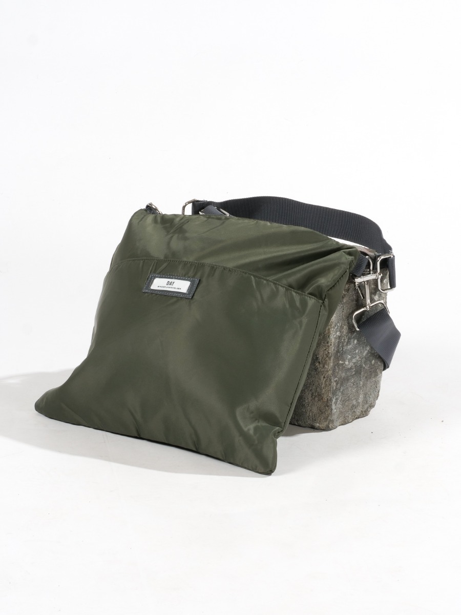 DAY ET Day Gweneth Practic Hobo Four Leaf Clover Green