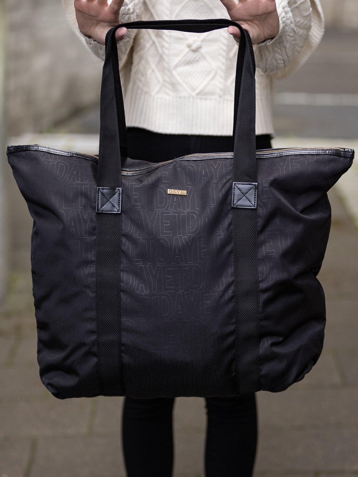 DAY ET GW RE-P Letter Bag Black
