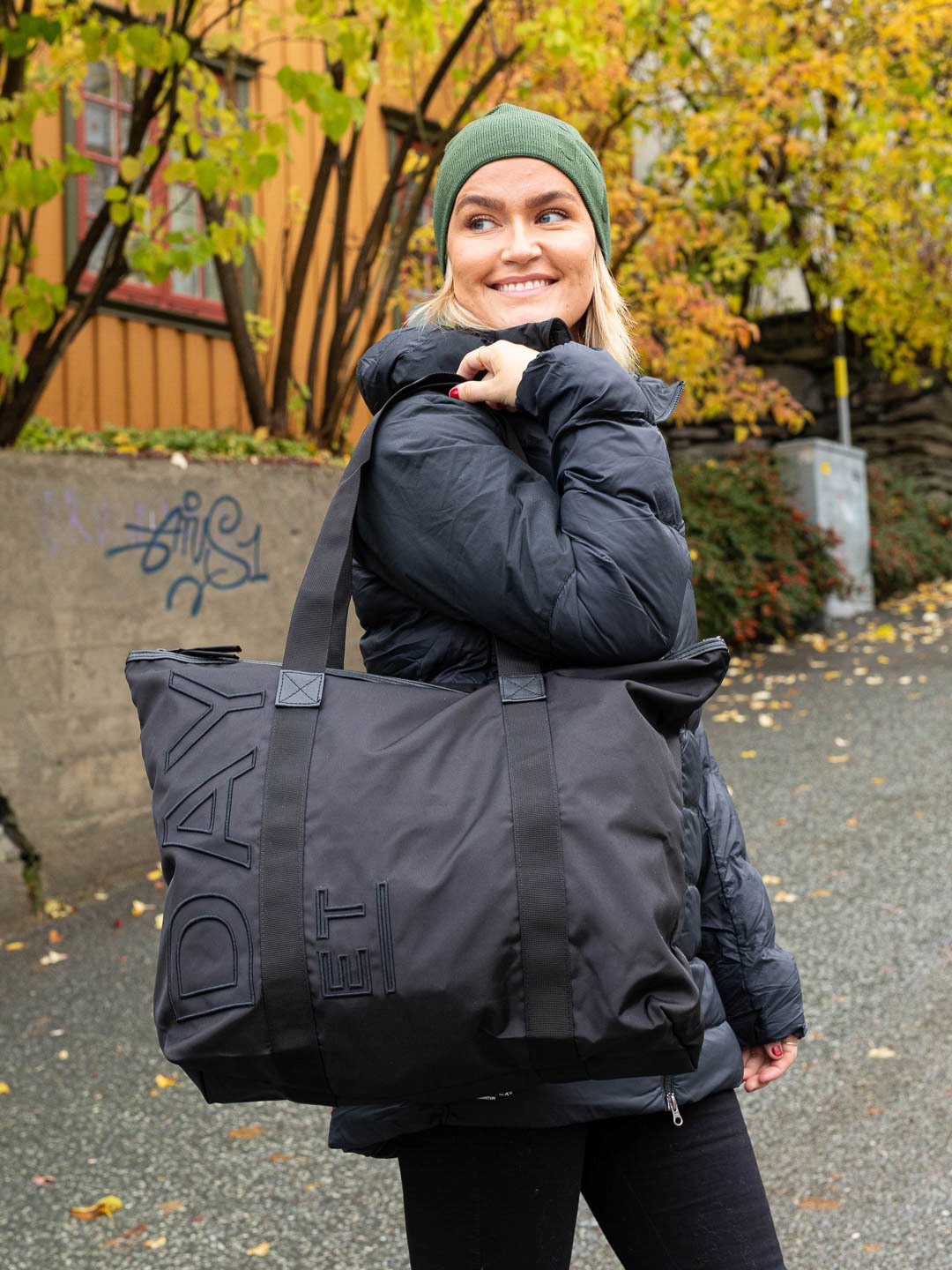 DAY ET GW RE-Bold Bag Black