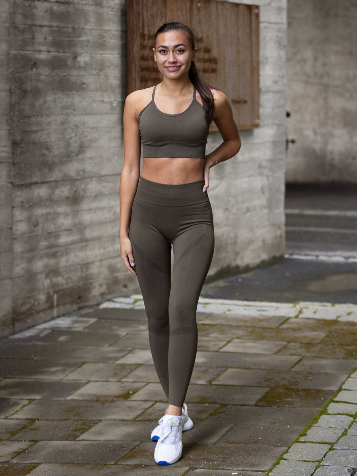Athlecia Foan Seamless Bra Olive