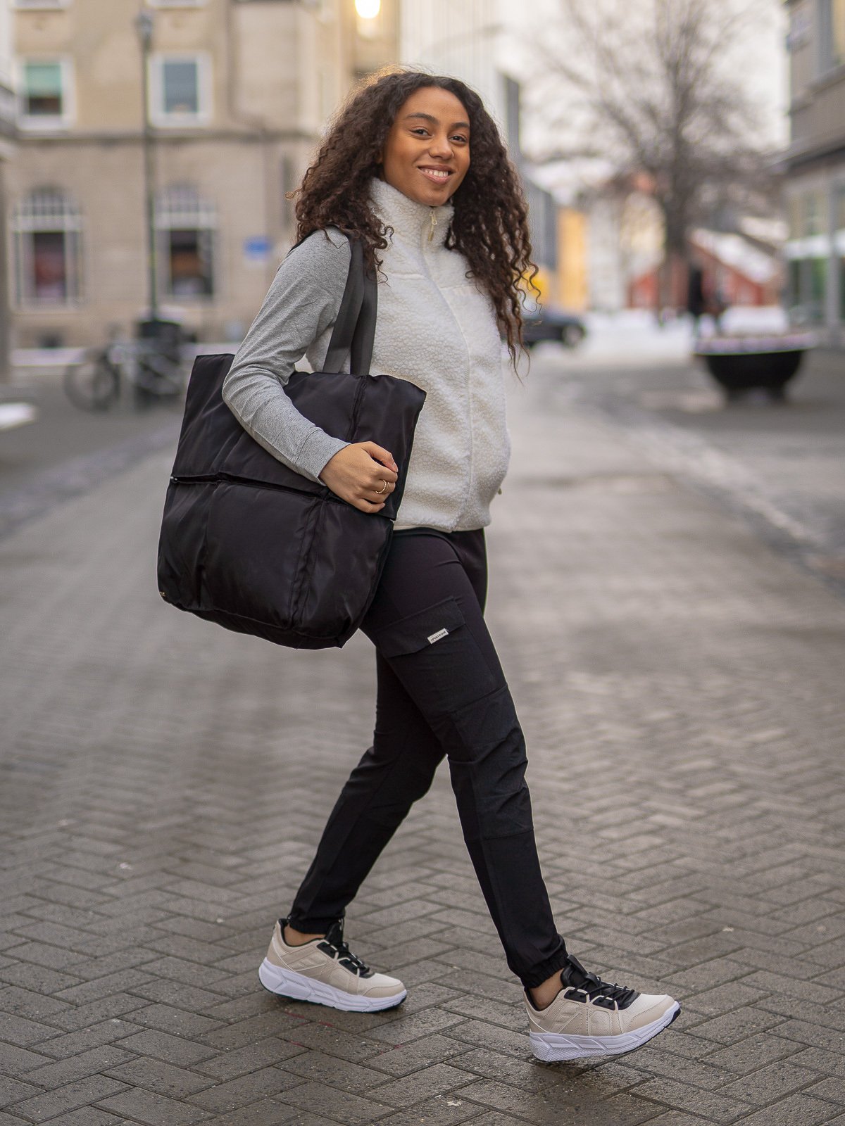Athlecia Square Puffy Tote Black