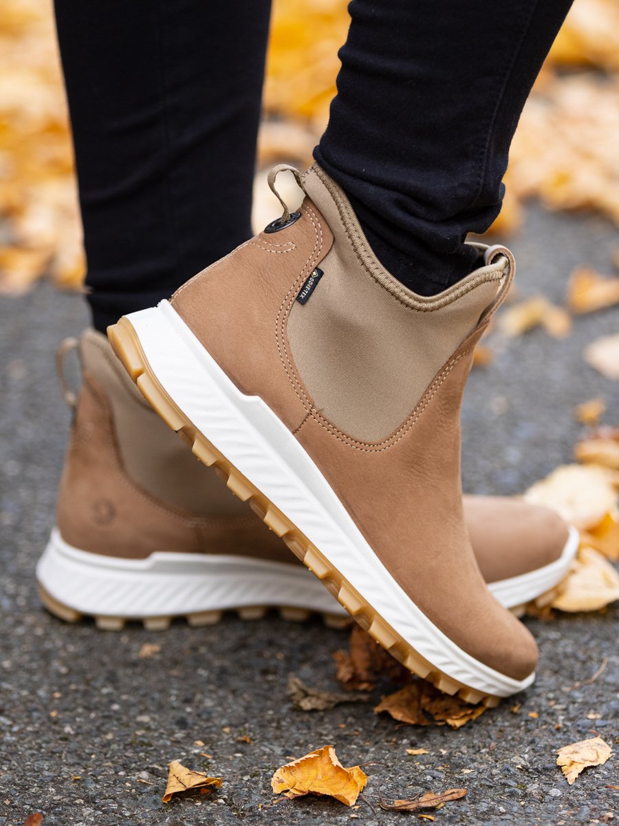 ECCO Exostrike Chelsea GoreTex Camel