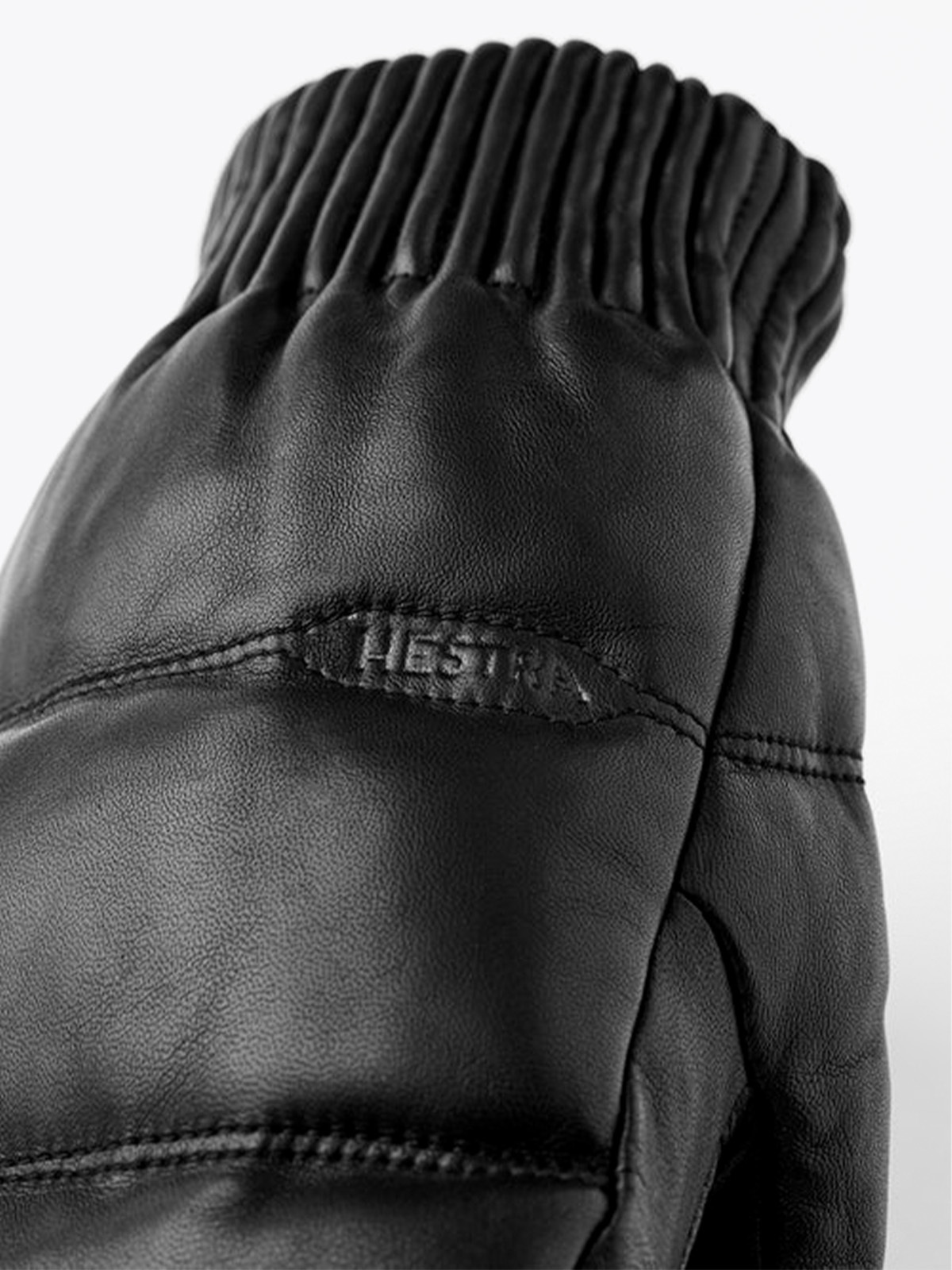Hestra Valdres Mitt Black