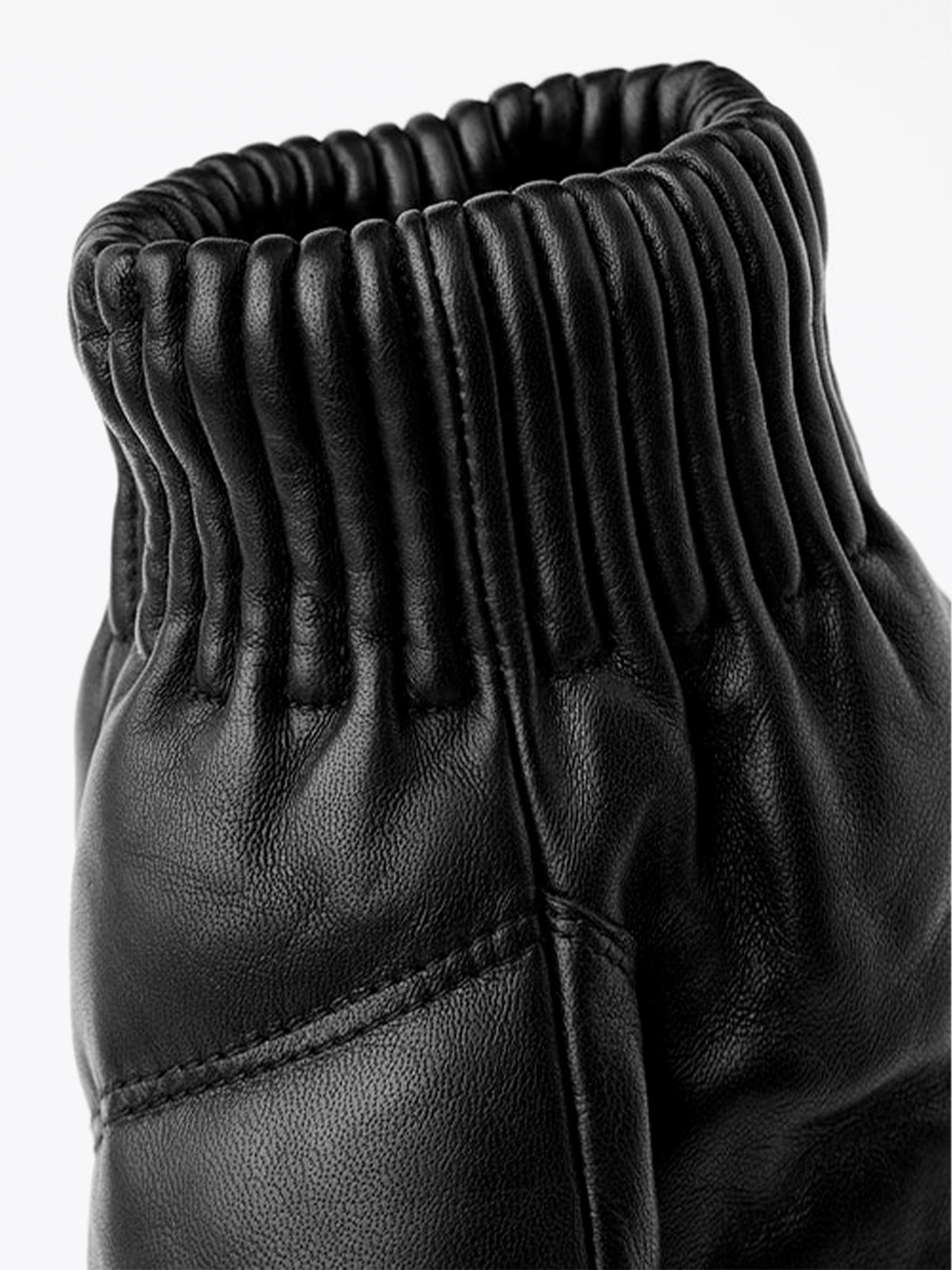 Hestra Valdres Mitt Black