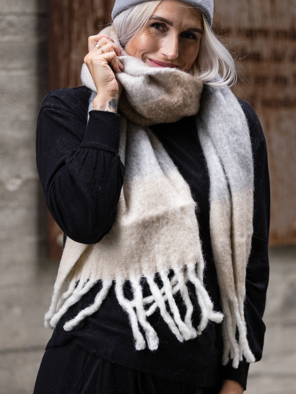Ichi Vibe Scarf Natural - Get Inspired Exclusive Collection