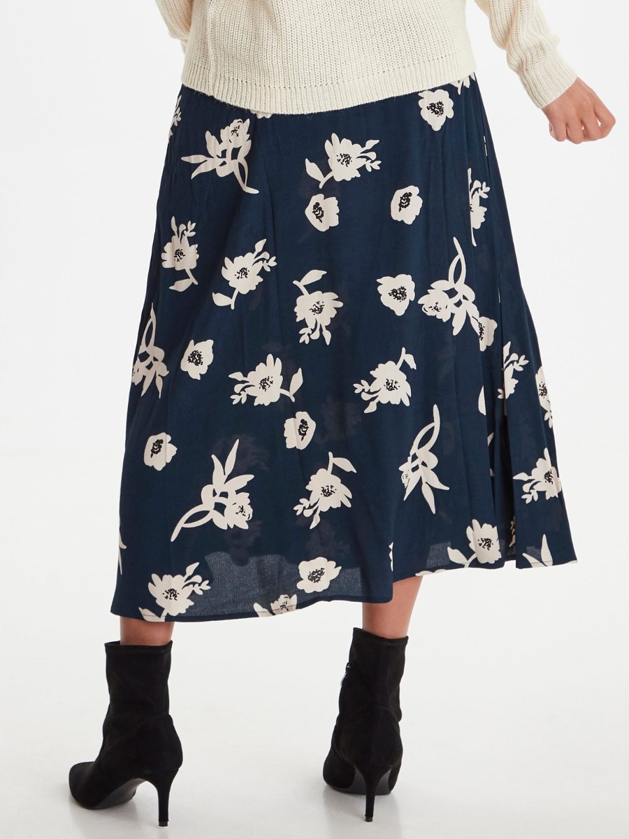 Ichi Bessin Skirt Total eclipse