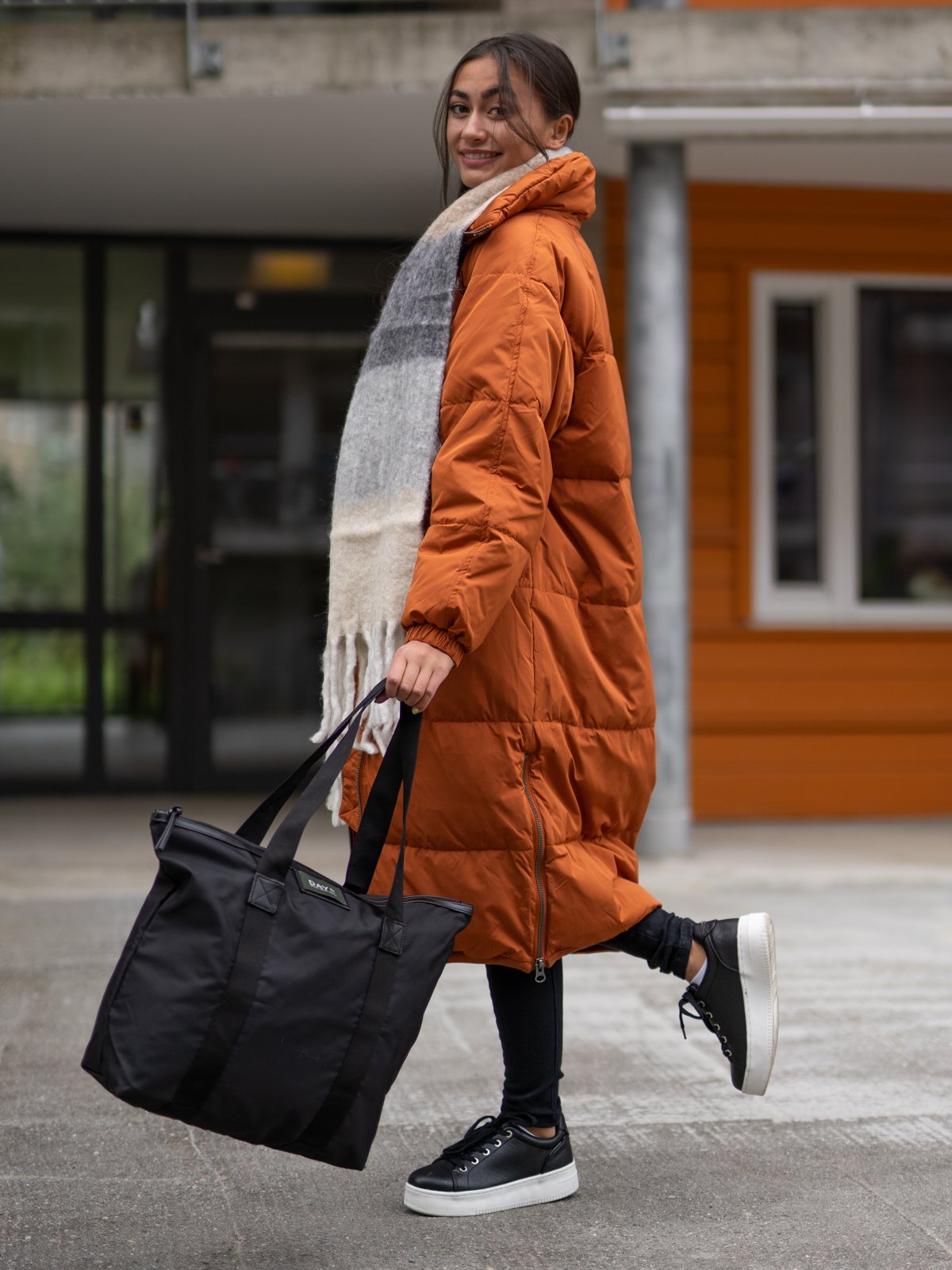 Ichi Bunala Down Jacket 2 Bombay Brown