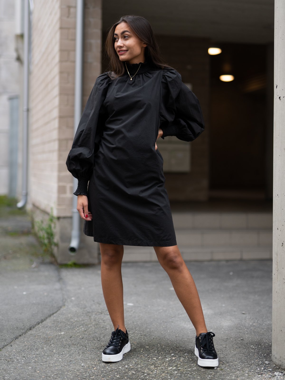 Ichi Inkala Mid Pocket Dress Svart