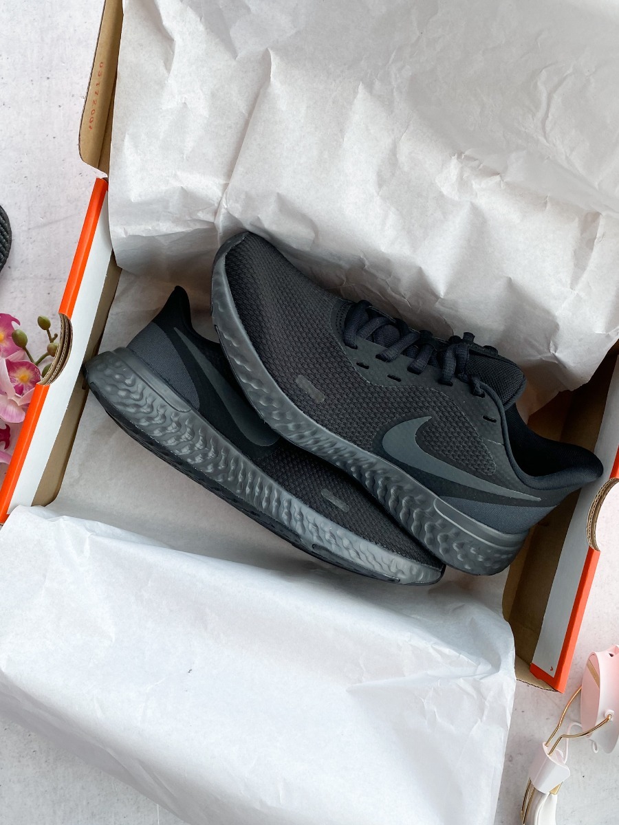 Nike Revolution 5 Black/ Anthracite