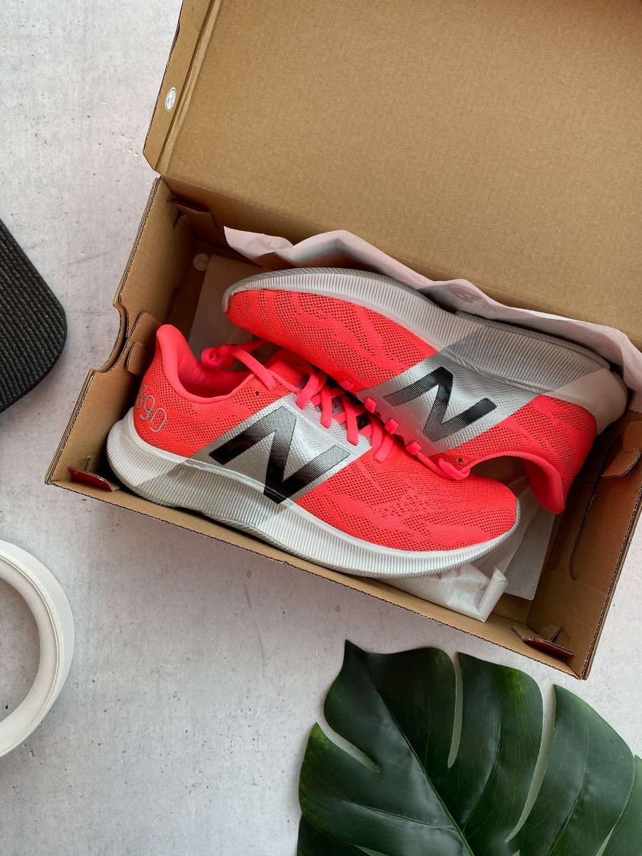 New Balance New Balance 890 Guava/ Silver