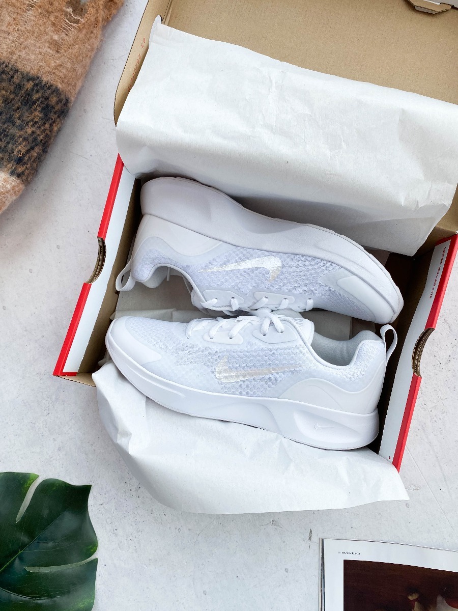 Nike Wearallday White