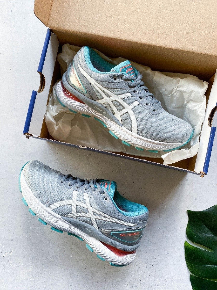 ASICS Gel-Nimbus 22 Sheet Rock/ White