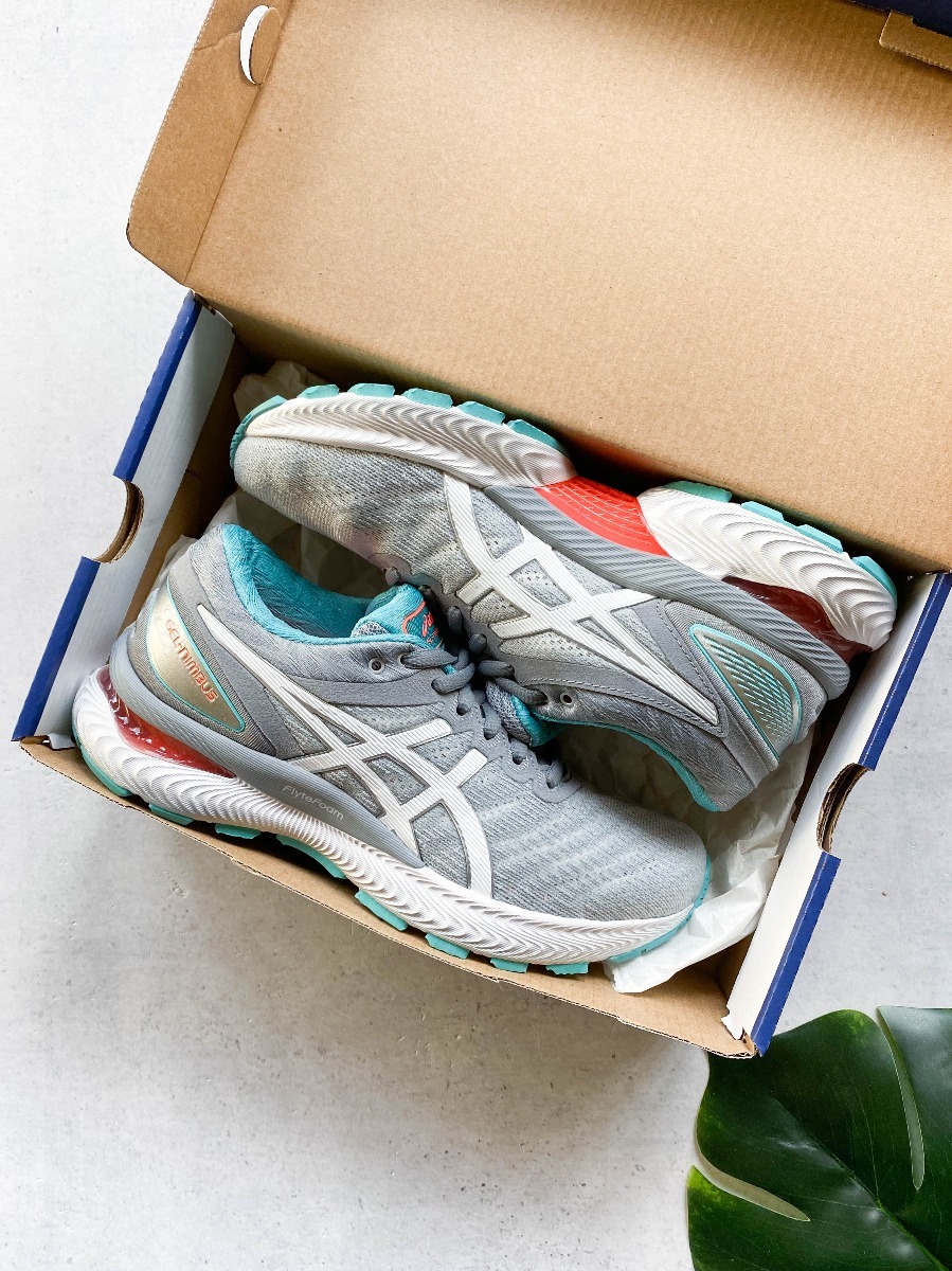 ASICS Gel-Nimbus 22 Sheet Rock/ White