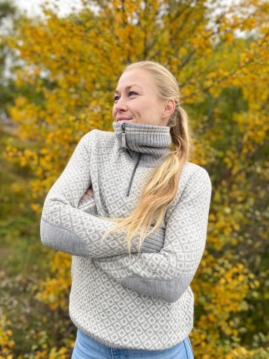 Devold Slogen Woman Zip Neck Grey Melange/ Offwhite