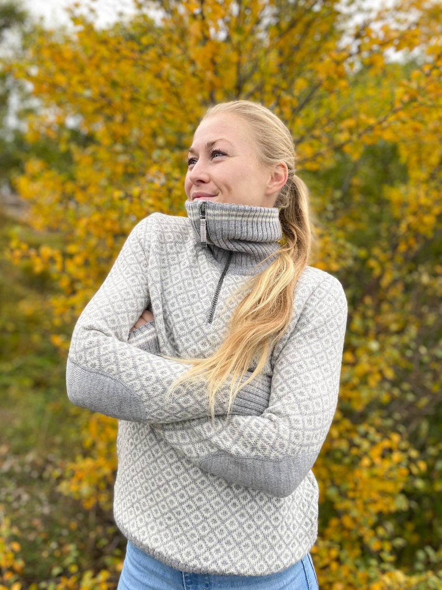 Devold Slogen Woman Zip Neck Grey Melange/ Offwhite