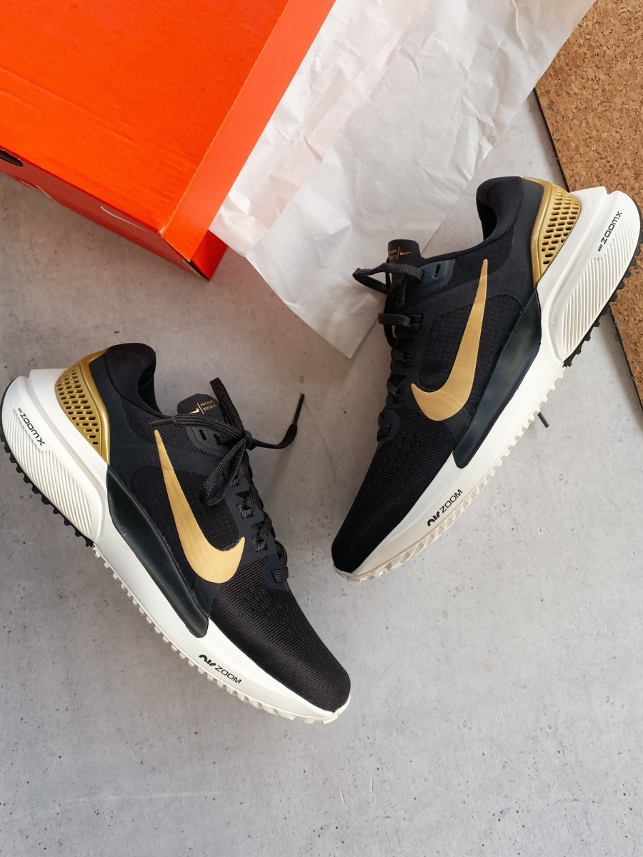 Nike Air Zoom Vomero 15 Oil Grey/ Metallic Gold-Ivory