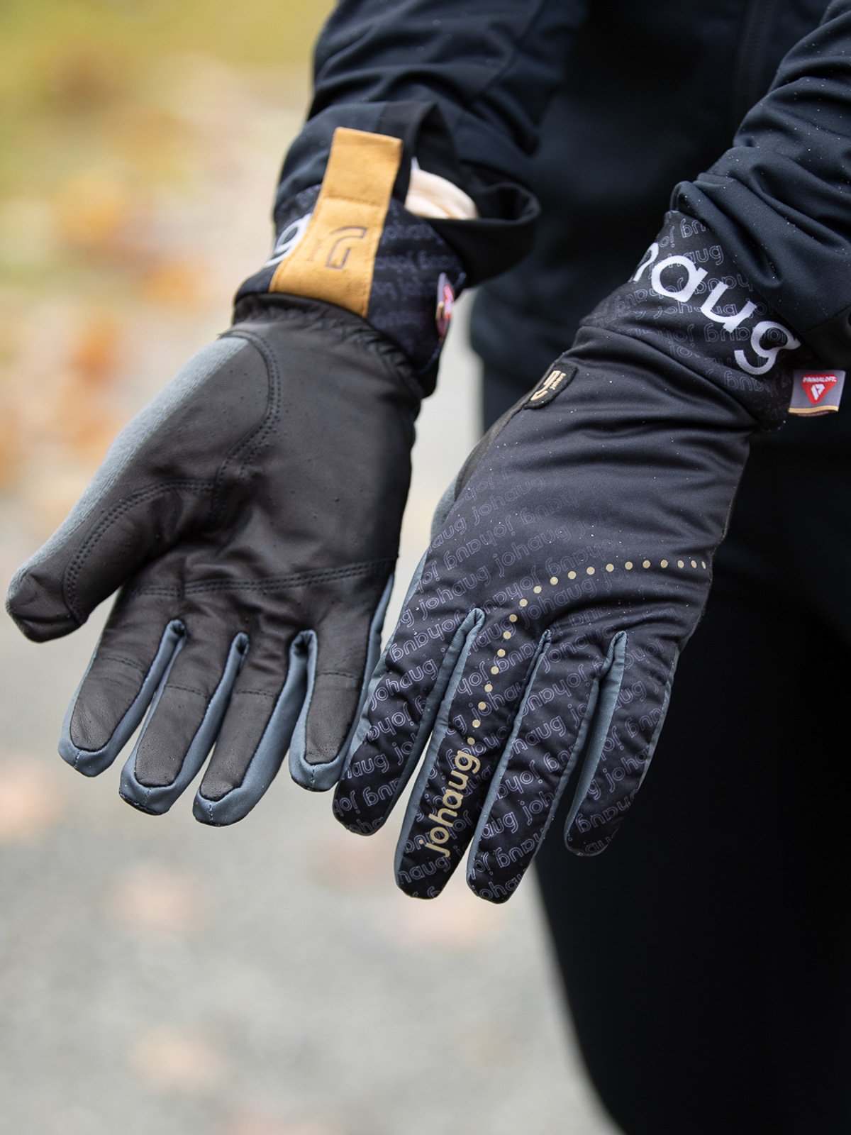 Johaug Swift Thermo Racing Glove True Black