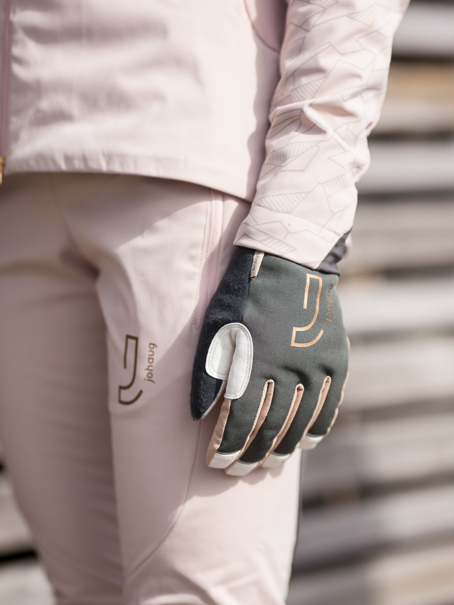 Johaug Touring Glove 2.0 Shdow