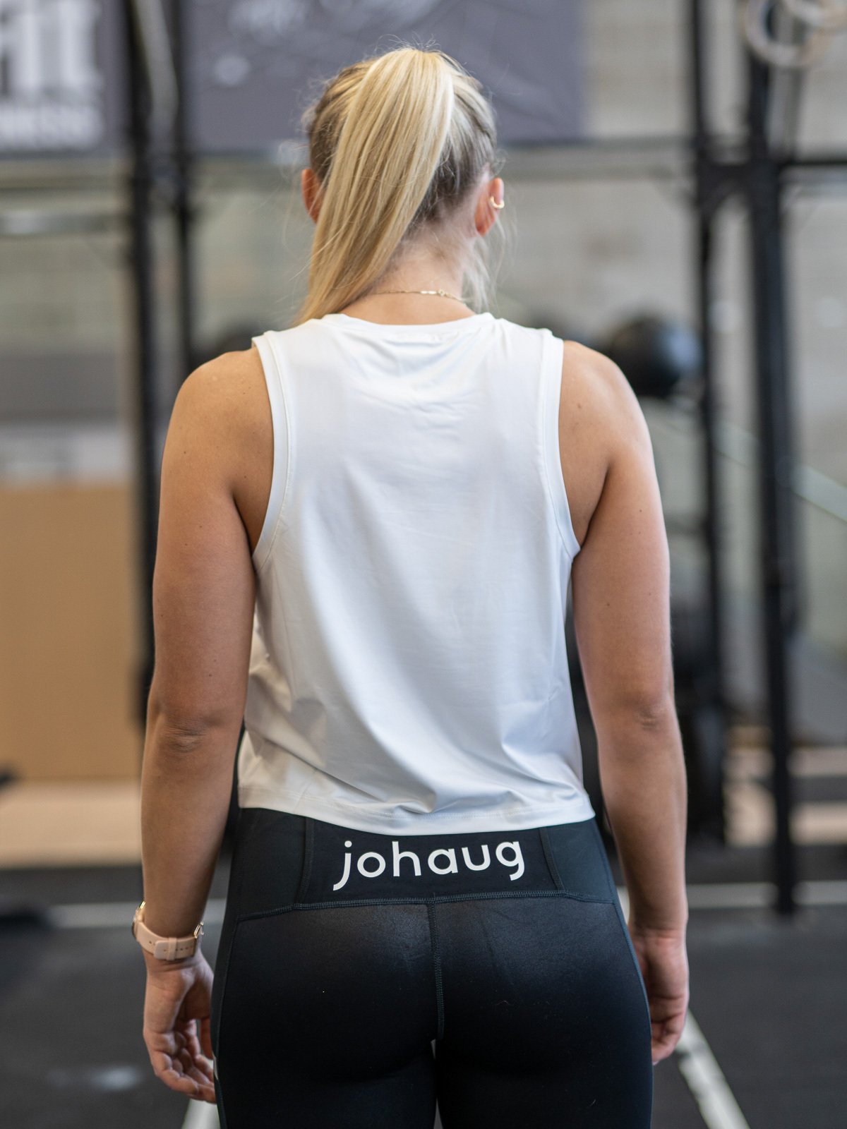 Johaug Cropped Tank White