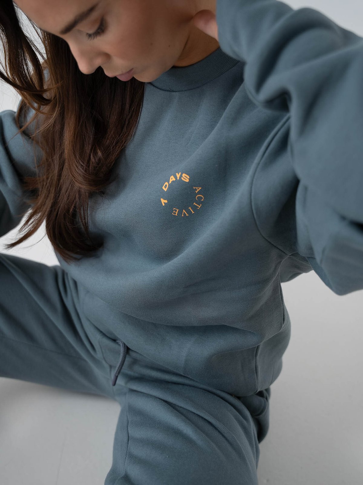 7 DAYS Active Organic Crewneck Stormy Weather