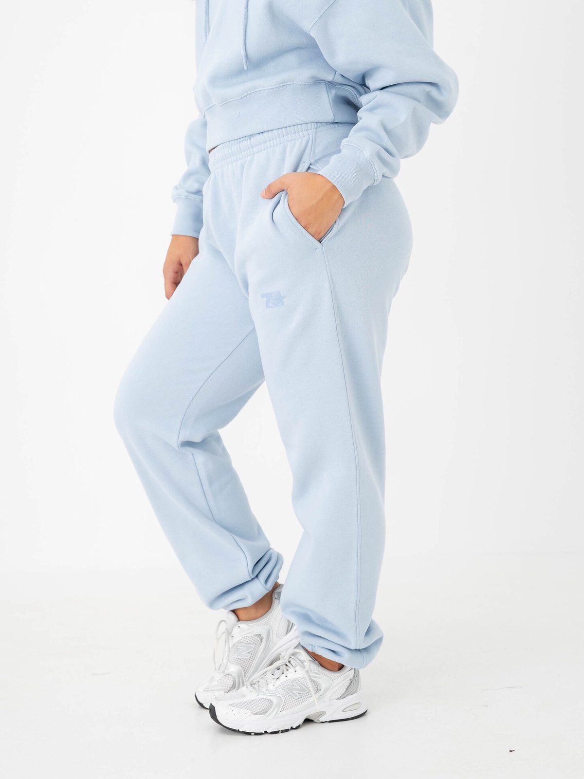 7 DAYS Active Organic Fitted Sweatpants Kentucky Blue