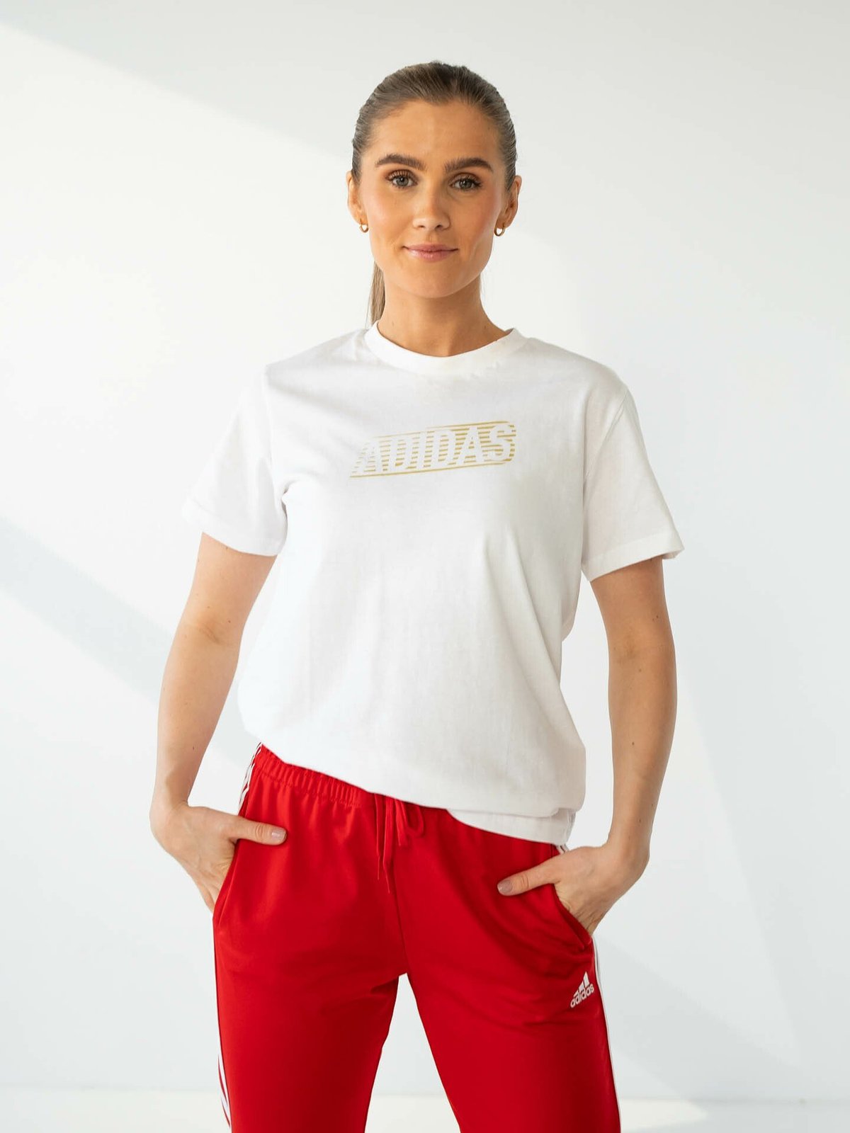 adidas Brand Love Tee Hvit