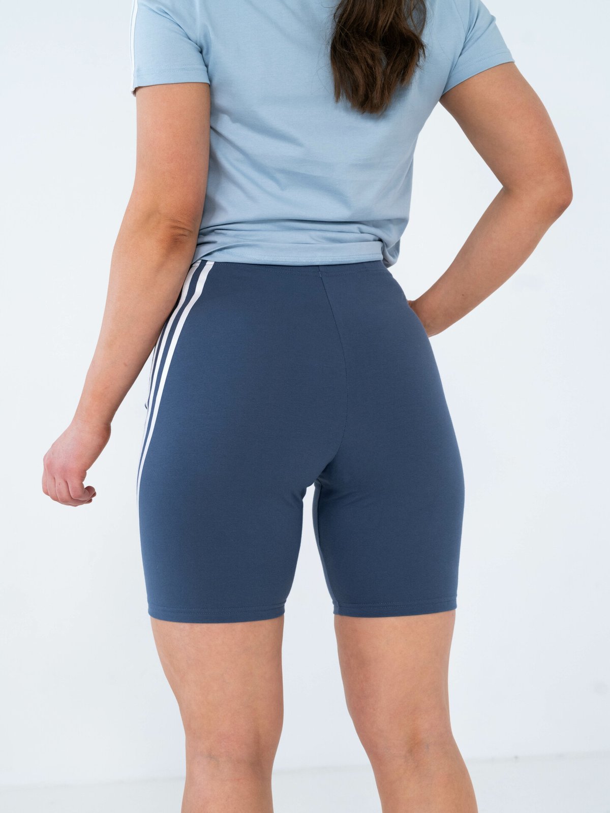 adidas Future Icons 3-Stripes Bike Short Preloved Ink