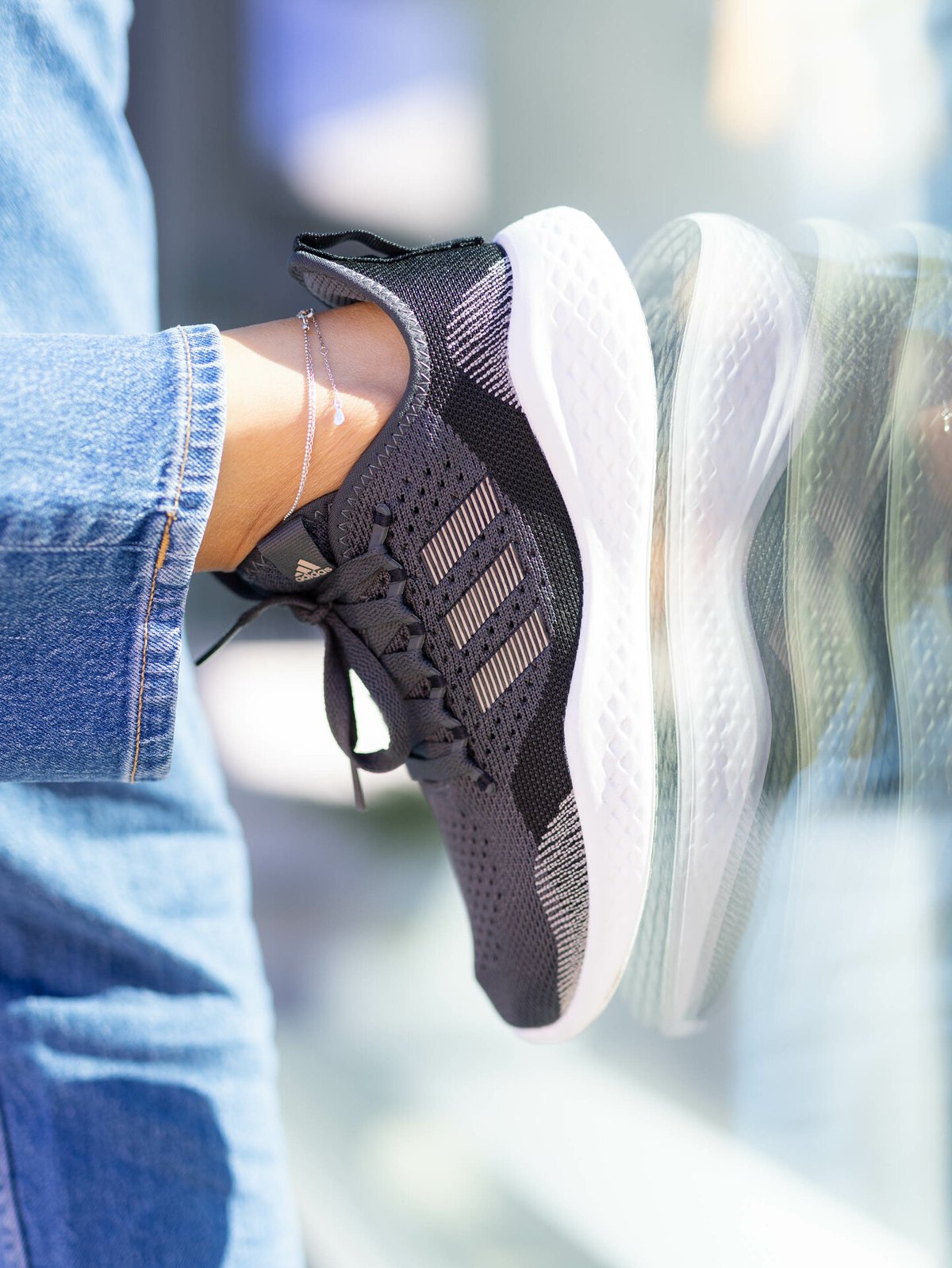 adidas Fluidflow 2.0 Core Black / Champagne Metallic / Grey Six