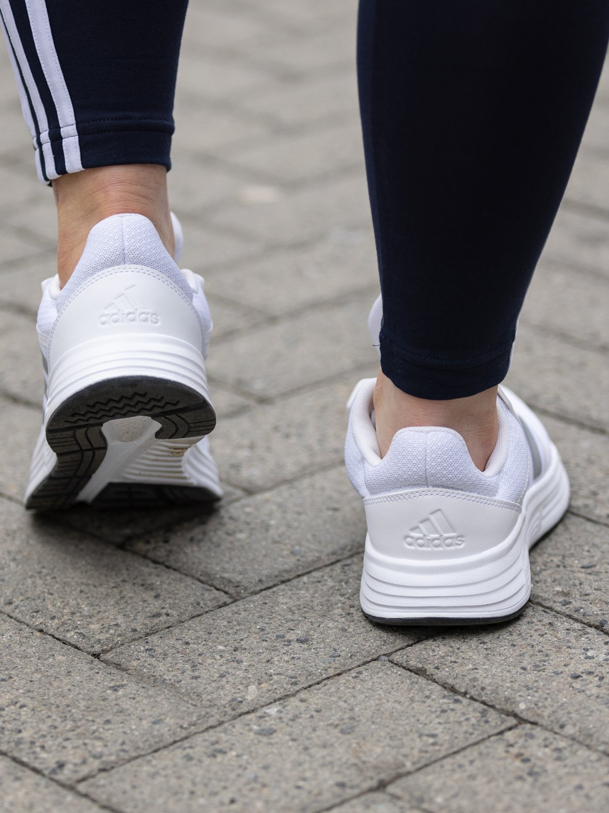 adidas Galaxy Cloud White / Matte Silver / Carbon