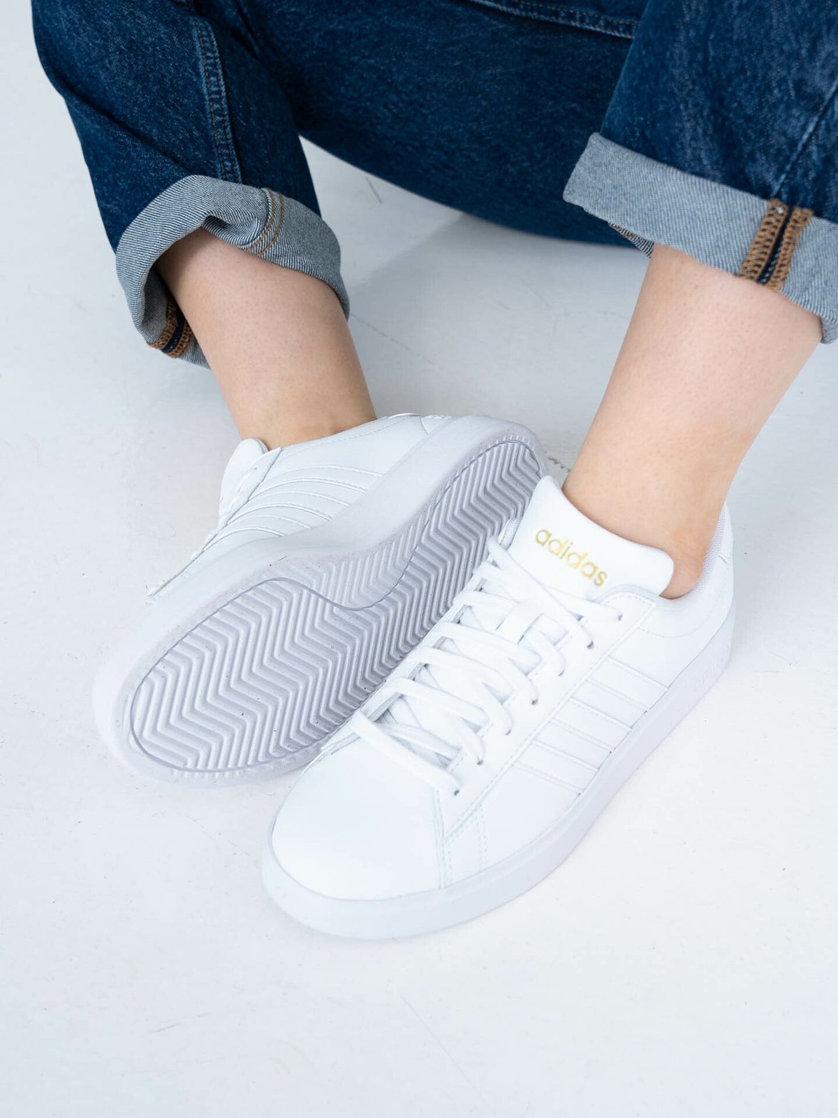 adidas Grand Court 2.0 Cloud White / Cloud White / Gold Metallic