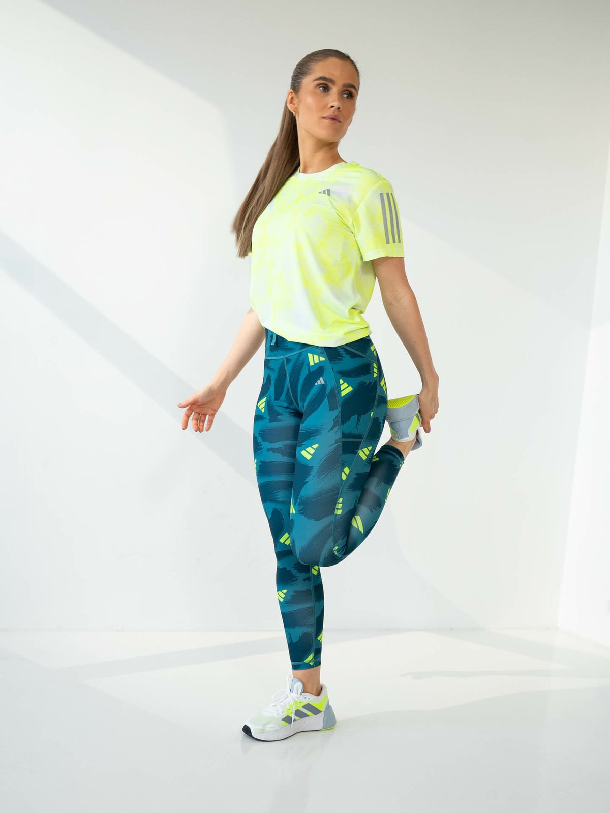 adidas Own The Run All Over Print Tee Lucid lemon