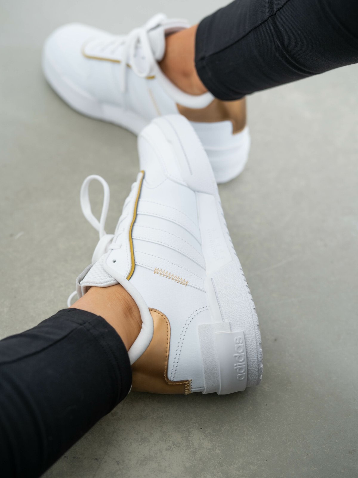 adidas Postmove SE Hvit