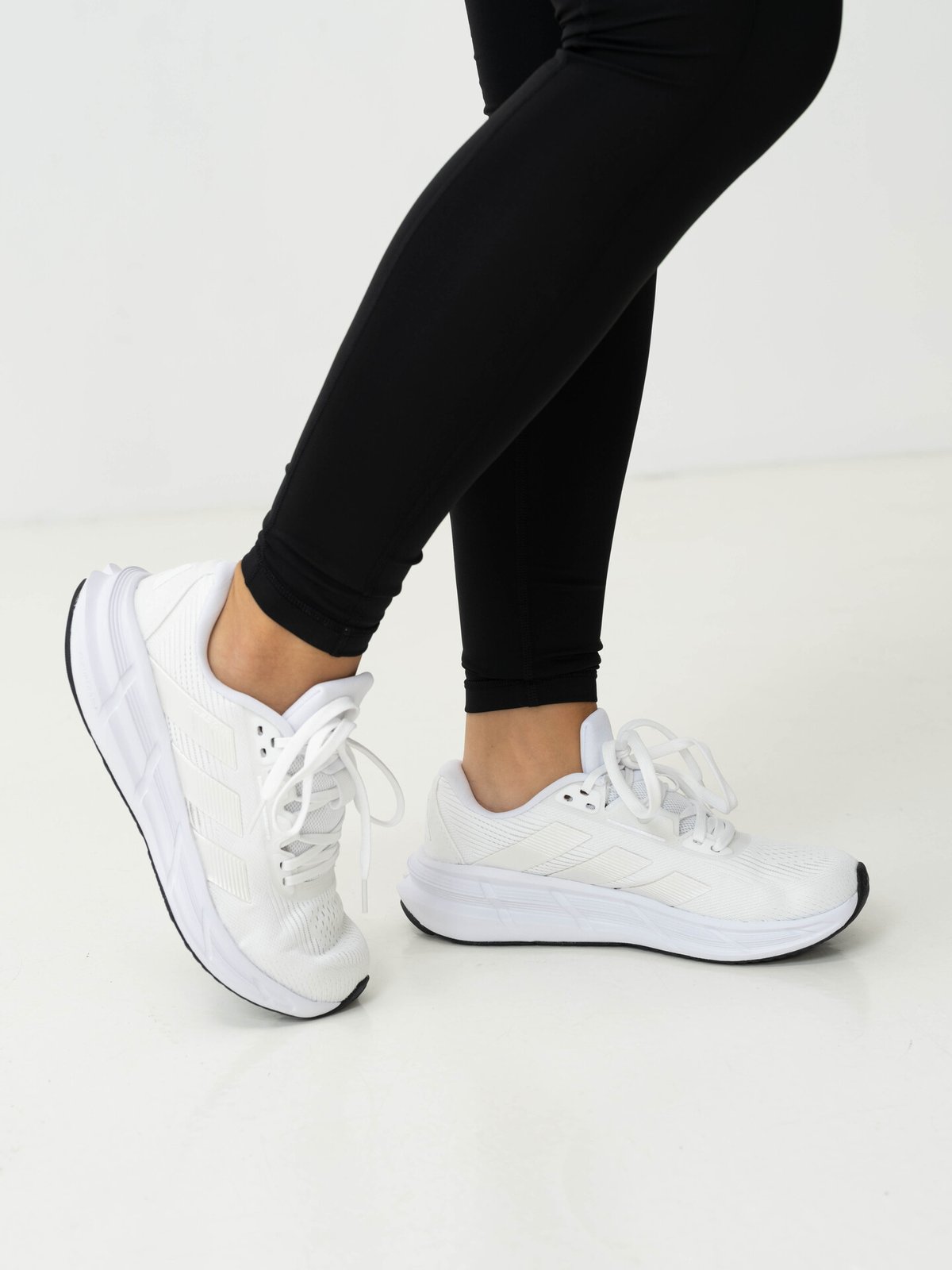 adidas Questar 3 Footwear white/Core black