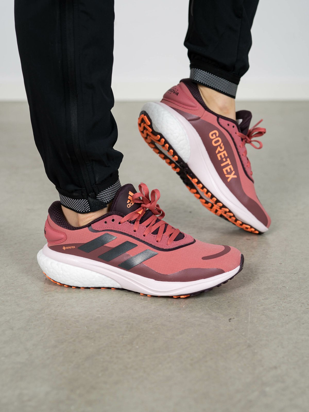 adidas Supernova GTX Wonred