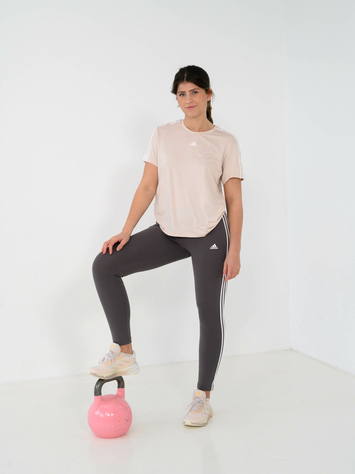 adidas Training Essential 3-Stripes Tee Putty Mauve S24 / White
