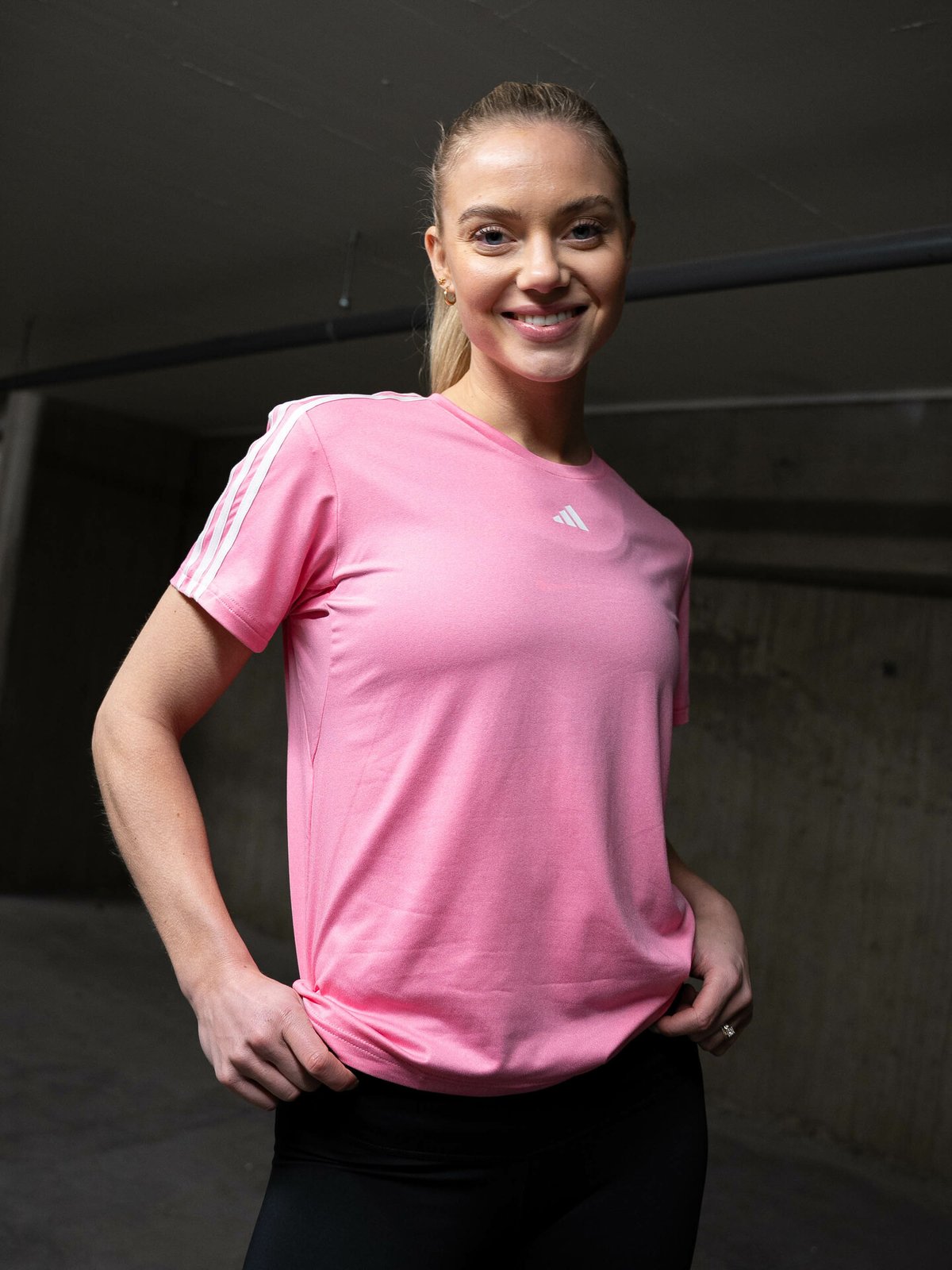adidas Training Essential 3-Stripes Tee Bliss Pink F22 / White