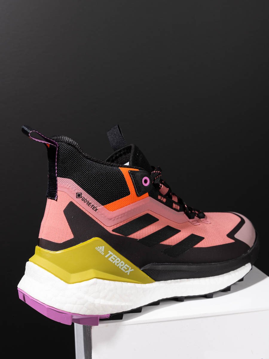 adidas Terrex Free Hiker 2 GTX Wonder Red / Core Black / Pulse Lilac