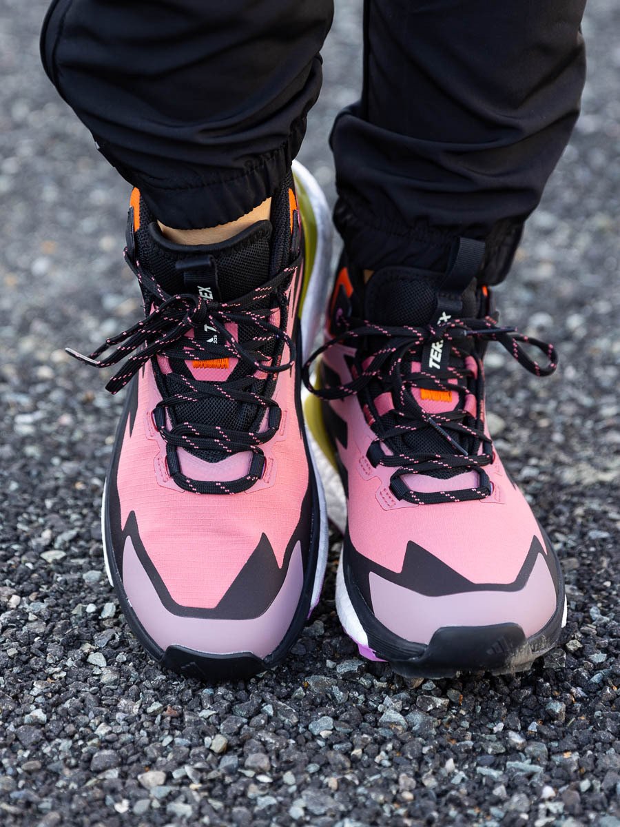 adidas Terrex Free Hiker 2 GTX Wonder Red / Core Black / Pulse Lilac