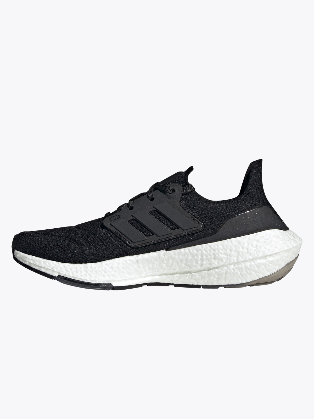 adidas UltraBoost 22 Core Black / Core Black / Cloud White