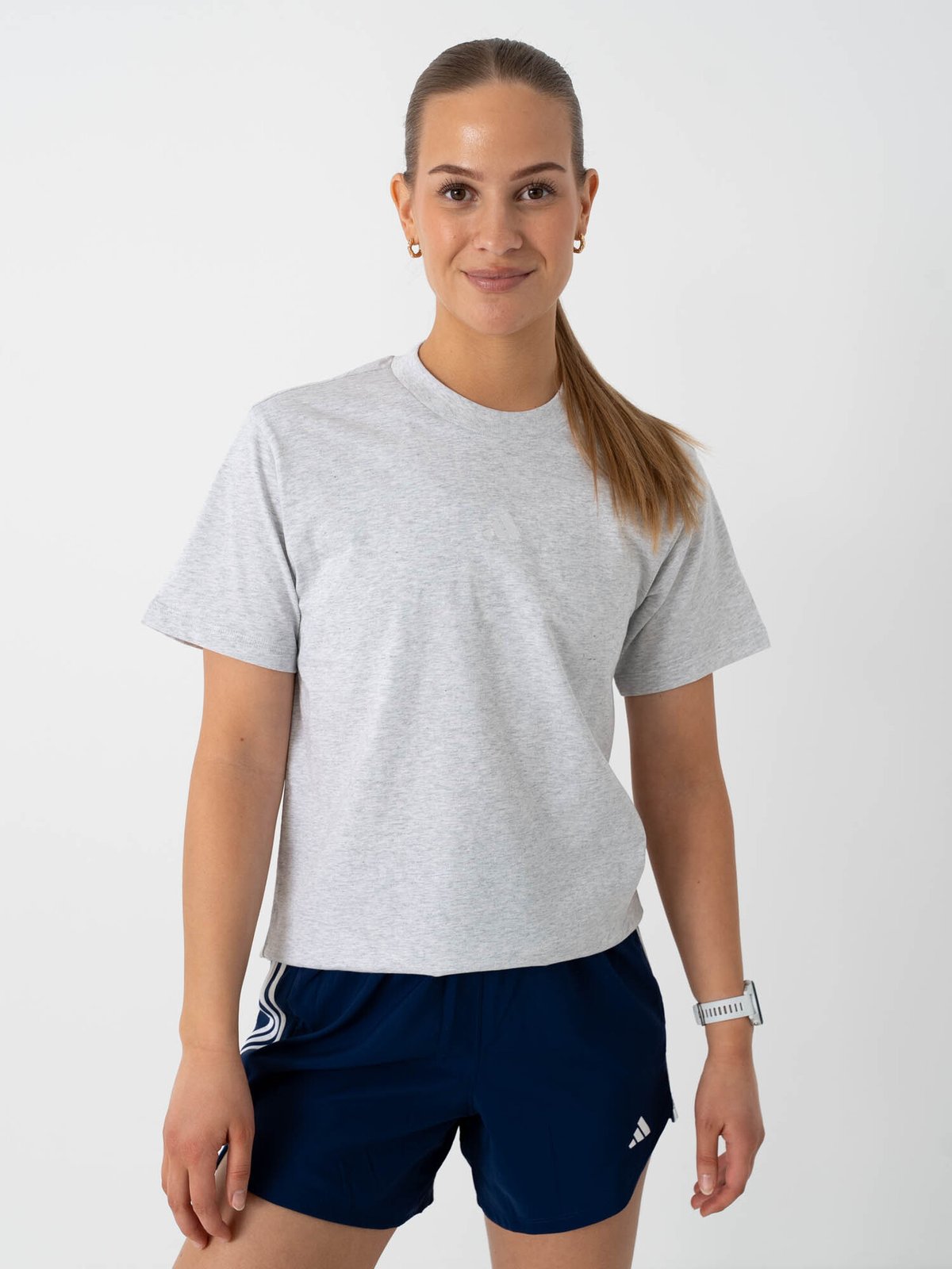 adidas Small Logo SJ Tee Grå