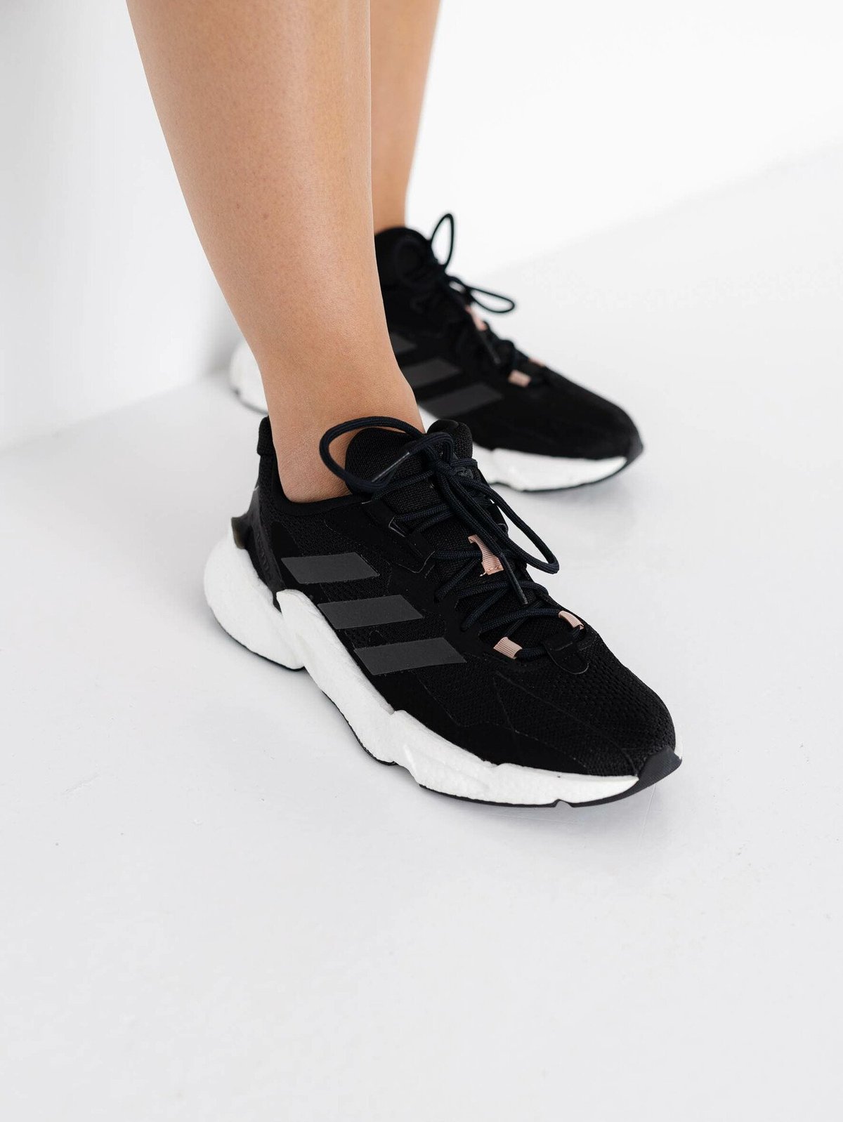 adidas ZX900L4 Black/ white