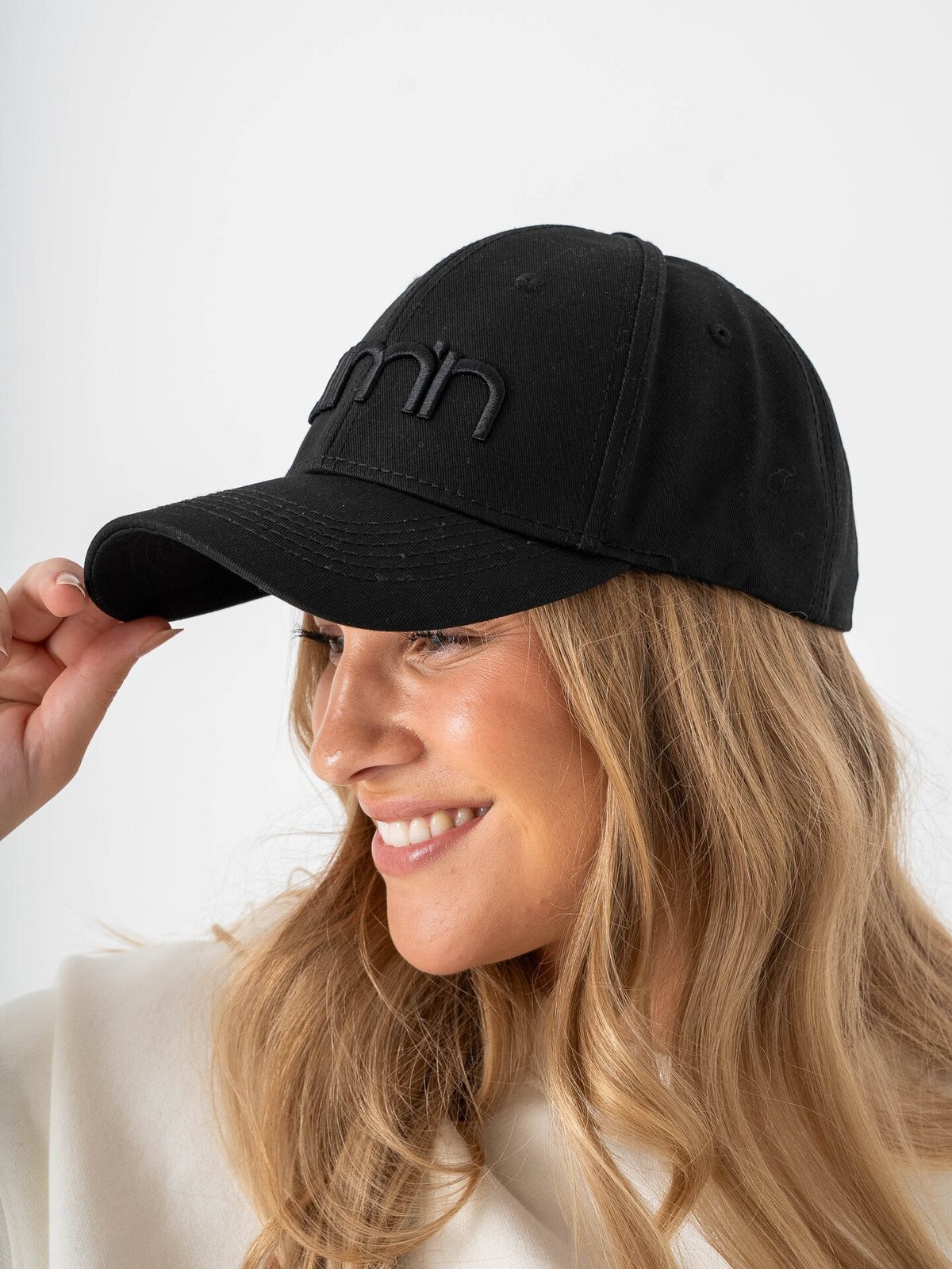 Aim'n Logo Cap Black