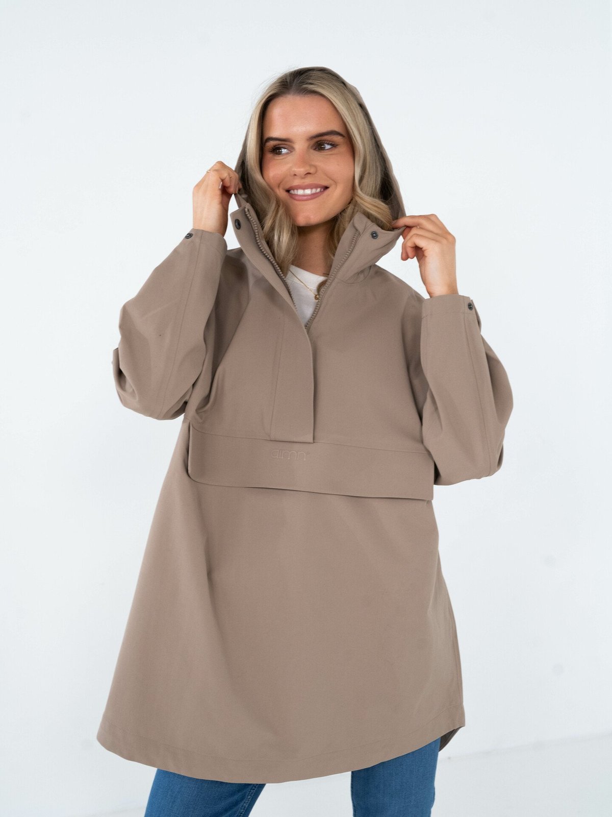 Aim'n Oversized Anorak Espresso