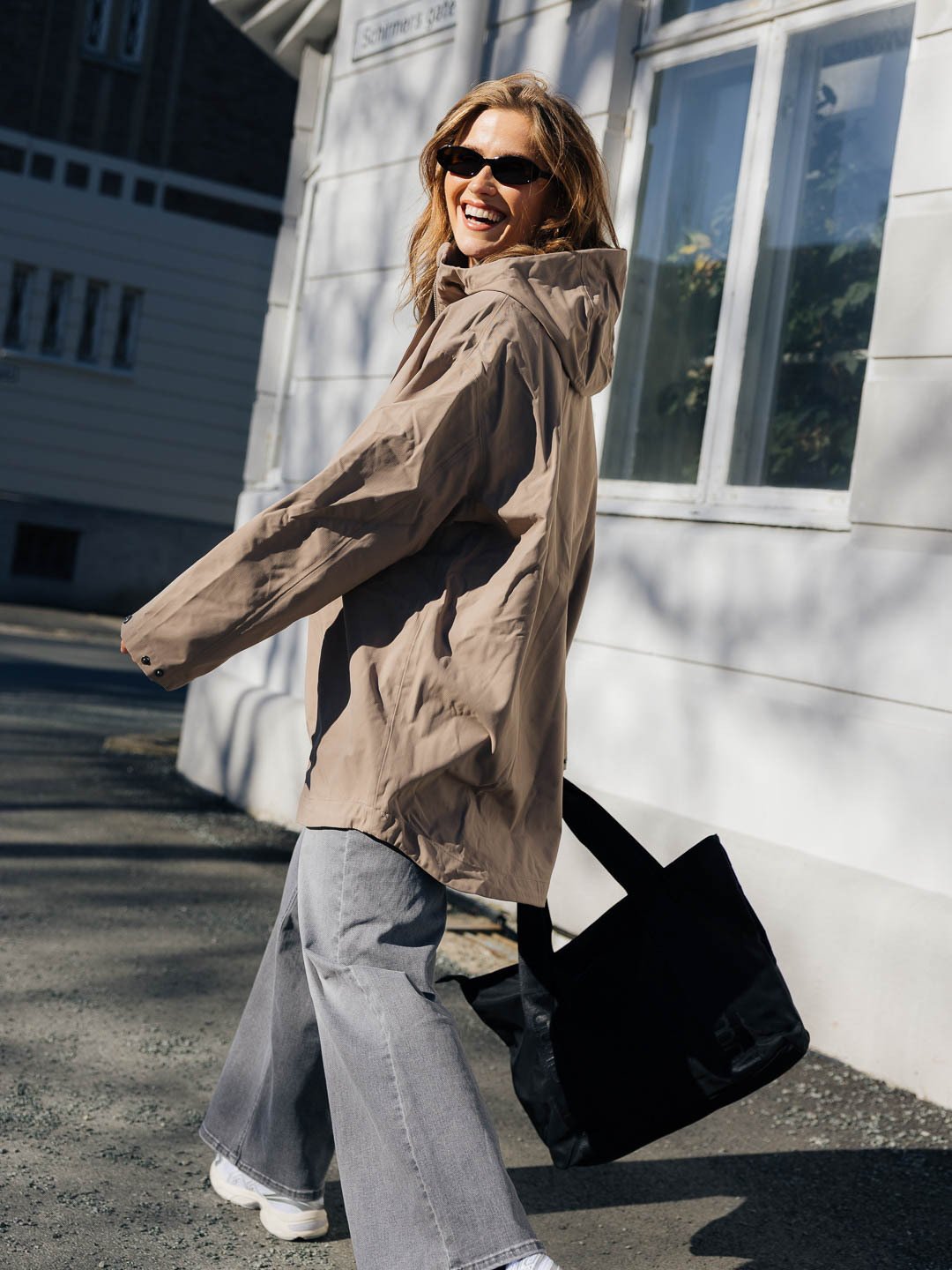 Aim'n Oversized Anorak Espresso