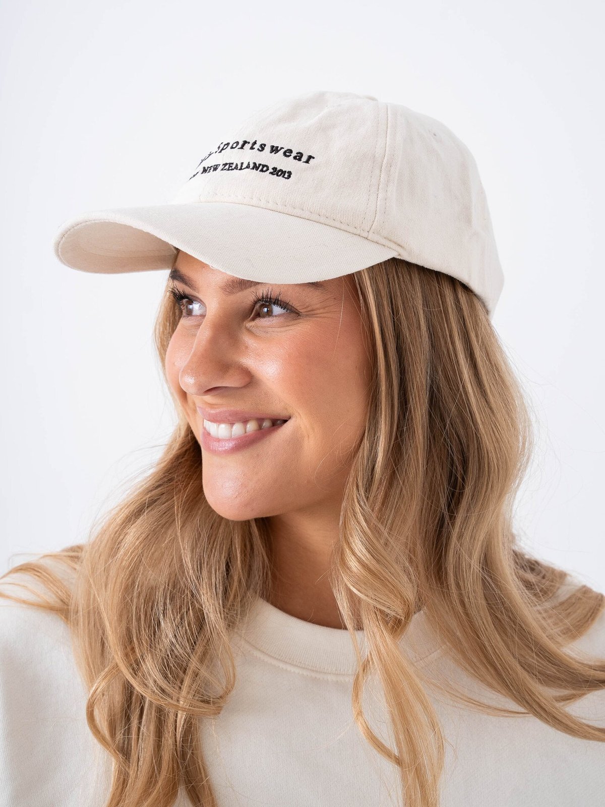 Aim'n Serif Cap Cafe Au Lait